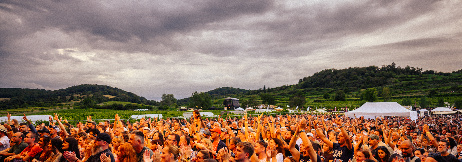 Víno pod hviezdami partneri 2026